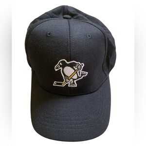 Pittsburgh Penguins Black Hat Hockey NHL black gold